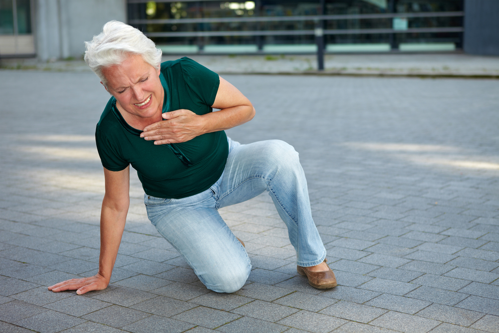 heart attack, older woman.jpg